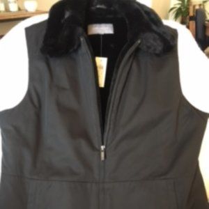 Ann Taylor Black Vest Faux Fur lined Size Large